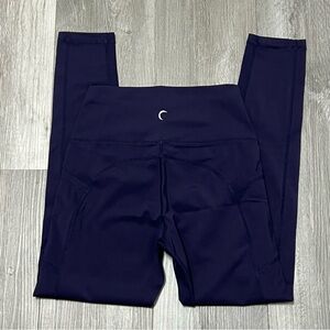 ZYIA high waisted leggings with pockets / plum color/ Size 4